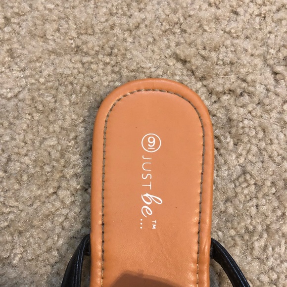 Sandals - Picture 3 of 3